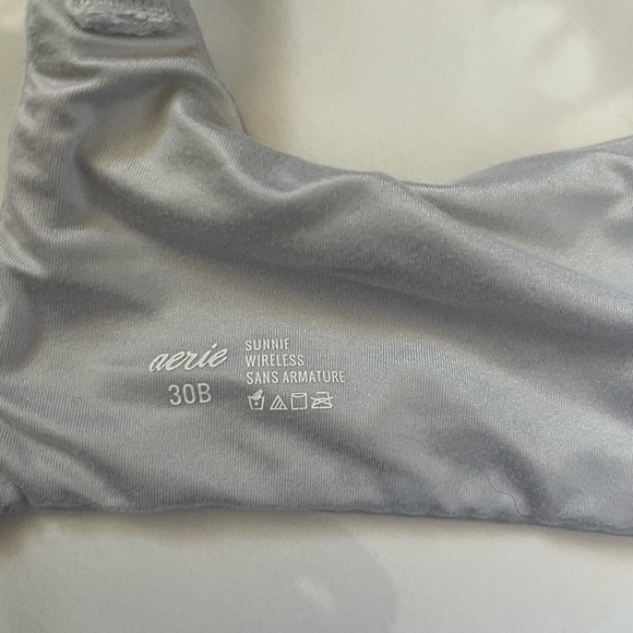 Bundle of 2 Aerie Real Sunnie Wireless Bra Black and Gray Size 30B - Picture 5 of 5